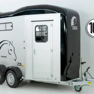 Cheval Liberte Pferdeanhänger Touring Jumping|Pullman-Fahrwerk|Sattelkammer|schwarz-Neu